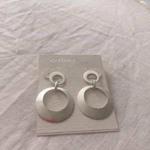 Circle dangle earrings